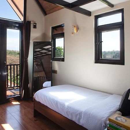 Stayvista At Hillside Harmony Pvt Pool & Free Breakfast Bangalore Eksteriør bilde