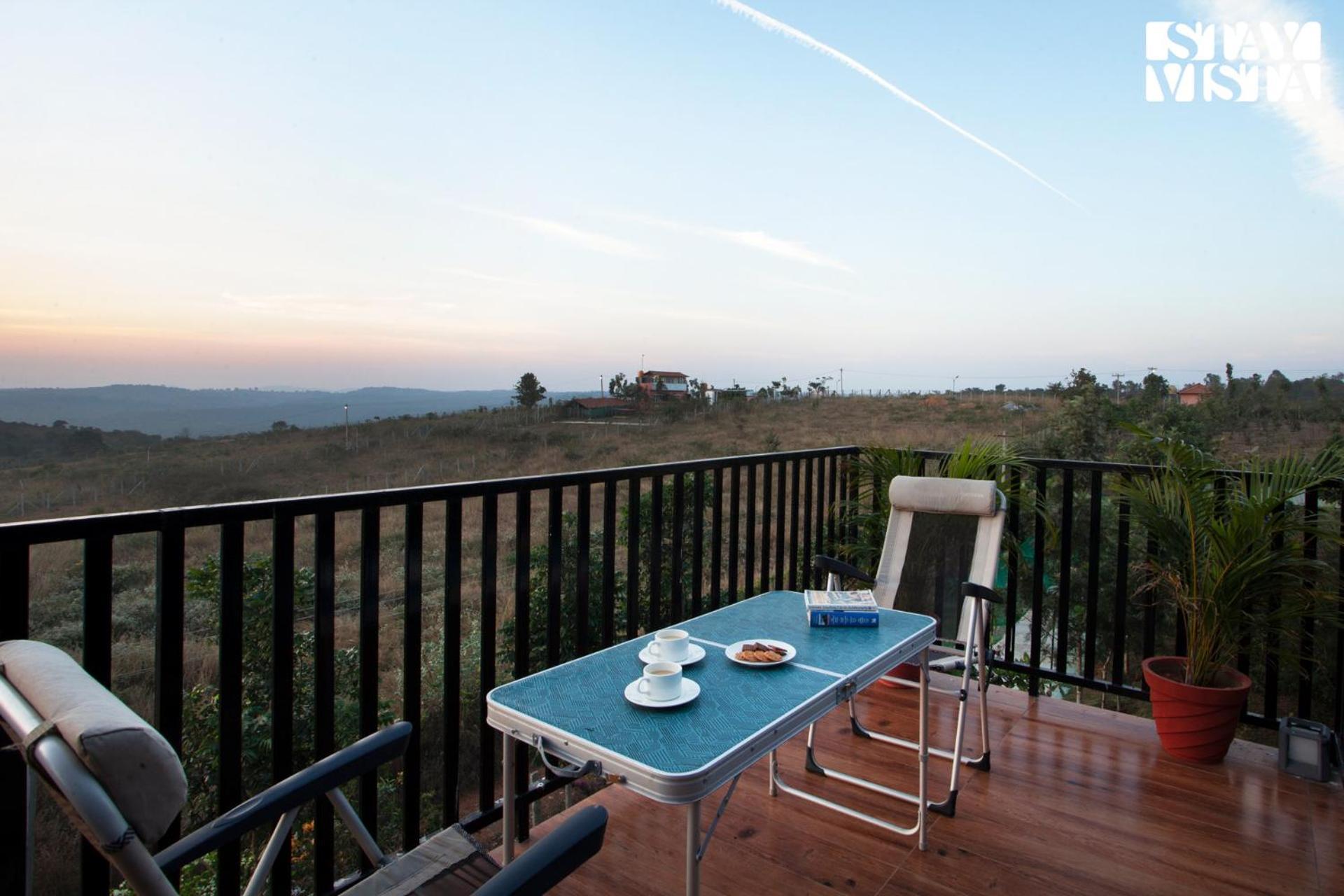 Stayvista At Hillside Harmony Pvt Pool & Free Breakfast Bangalore Eksteriør bilde